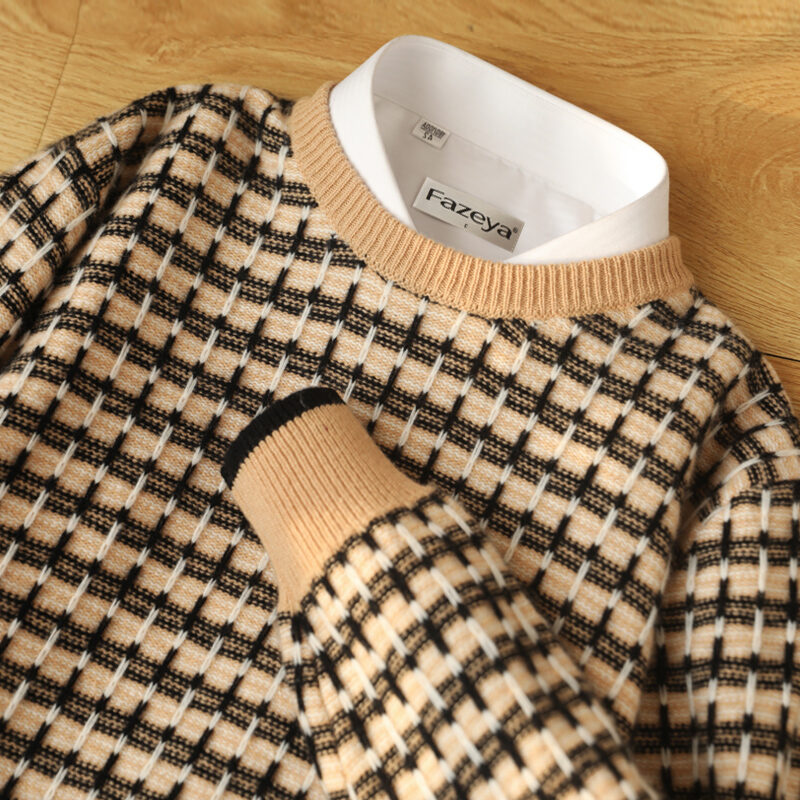 Autumn and Winter New Thickened Cashmere Sweater Men's round Neck Color Matching Pullover Loose Large Size Casual Wool Sweater